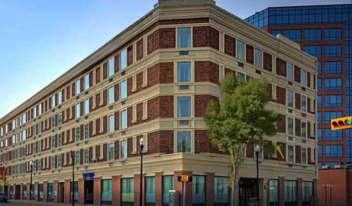 Gallery - Quality Inn & Suites Regina Downtown