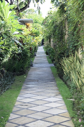 Gallery - The Sanyas Suite