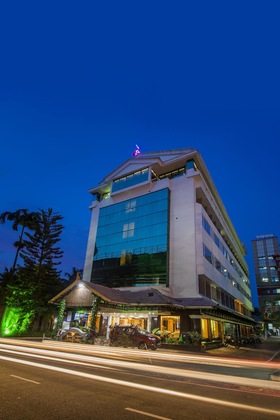 Gallery - The Renai Cochin