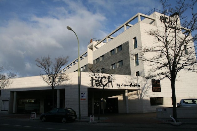 Gallery - Tach Hotel  Madrid Airport
