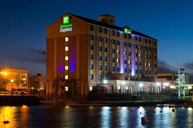 Gallery - Holiday Inn Express Manchester - Salford Quays By Ihg