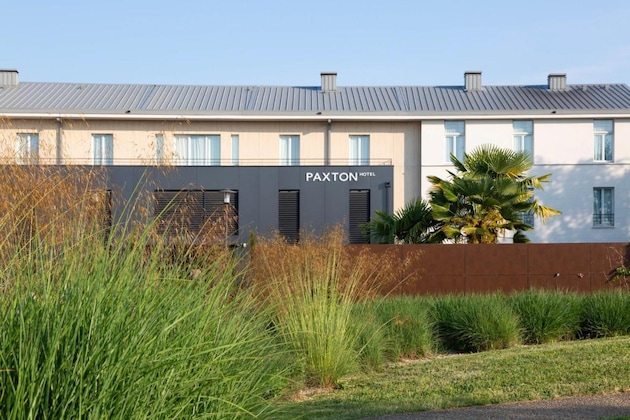 Gallery - Paxton Paris Mlv