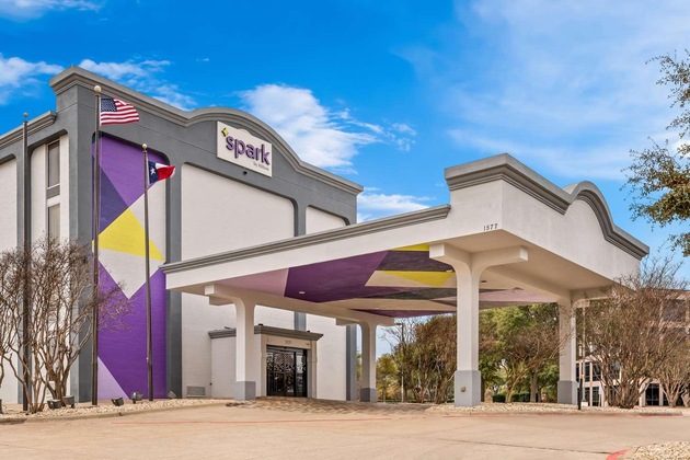 Gallery - Spark By Hilton Richardson Dallas