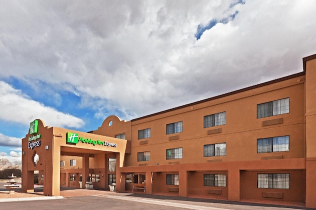 Gallery - Ramada By Wyndham Santa Fe