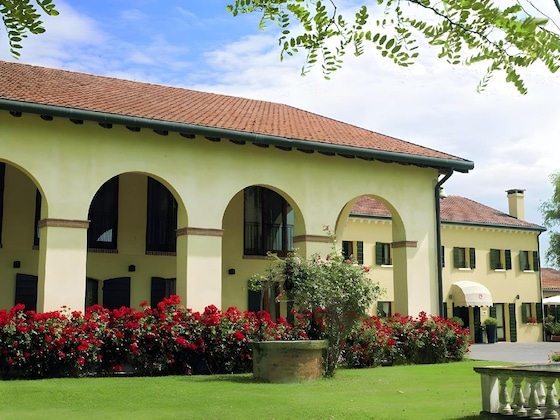 Gallery - Hotel Venice Resort Airport