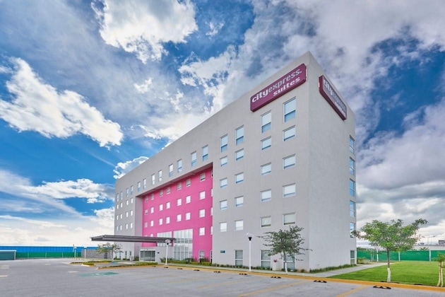 Gallery - City Express Silao Aeropuerto