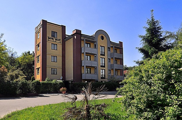 Gallery - Ascot Lodging