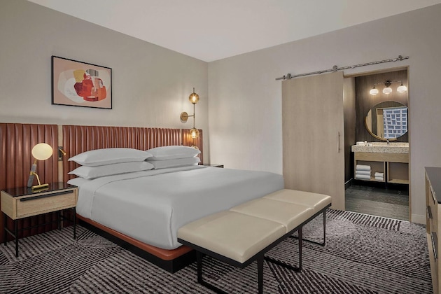 Gallery - Sheraton Denver Downtown Hotel