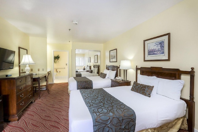 Gallery - Campbell Inn