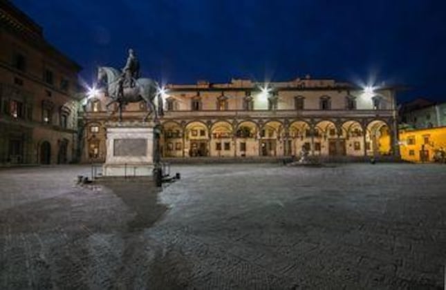 Gallery - Loggiato Dei Serviti
