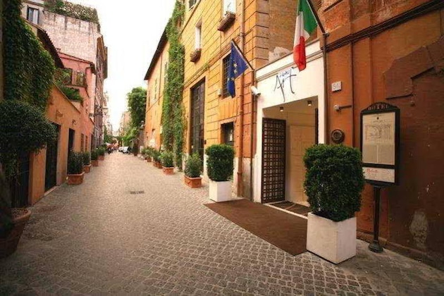 Gallery - Maison Roma Piazza Di Spagna | Una Esperienze