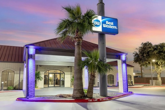 Gallery - Best Western Near Lackland Afb Seaworld