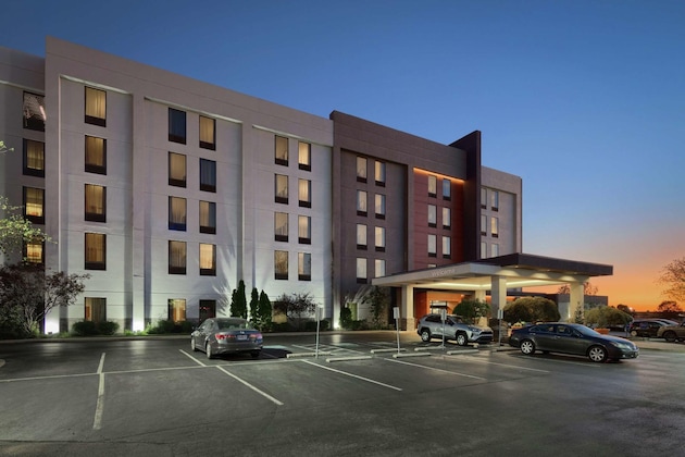 Gallery - Hampton Inn Louisville Northeast