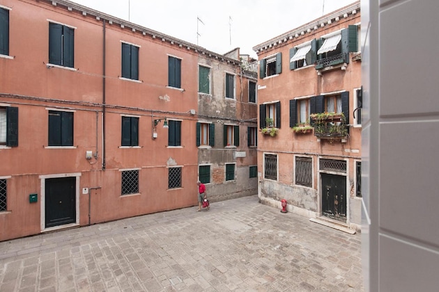 Gallery - Casa Del Melograno