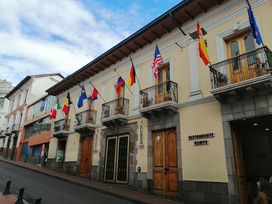 Gallery - Boutique Plaza Sucre