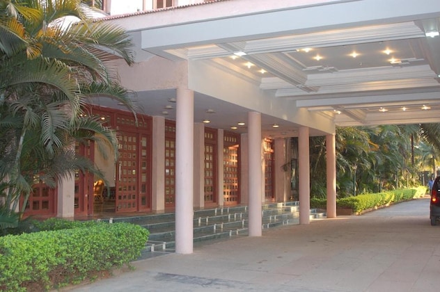 Gallery - Royal Orchid Resort & Convention Centre