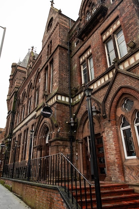 Gallery - Selina Liverpool