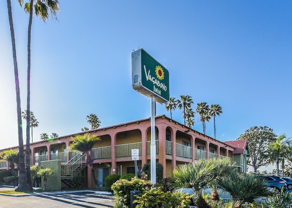 Gallery - Vagabond Inn Costa Mesa