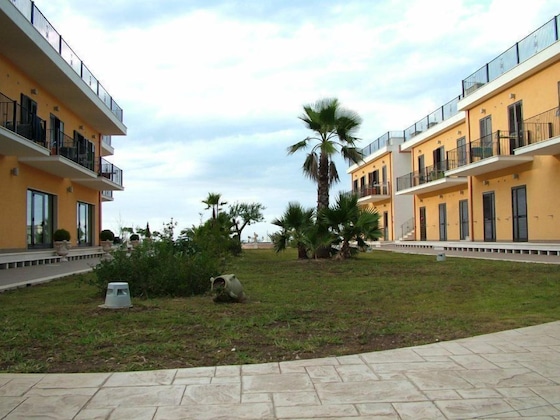 Gallery - Royals Gate Hotel