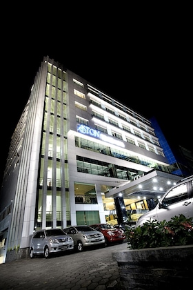 Gallery - Aston Tropicana