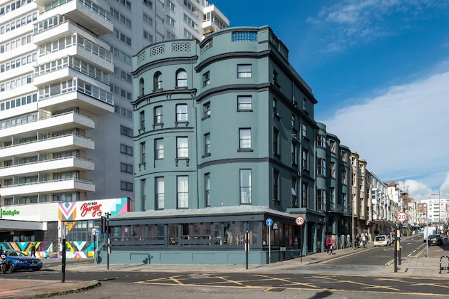 Gallery - West Beach Hotel Brighton