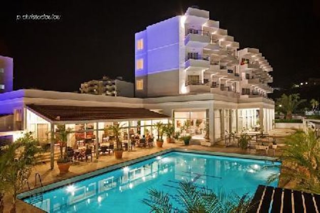 Gallery - Miramare Bay