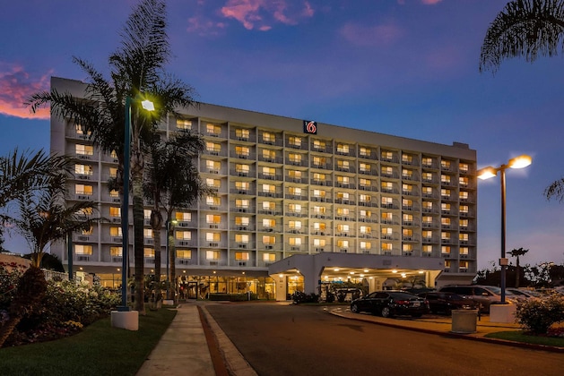 Gallery - Motel 6 Los Angeles Lax