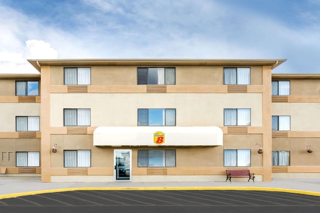 Gallery - Super 8 By Wyndham Cedar City