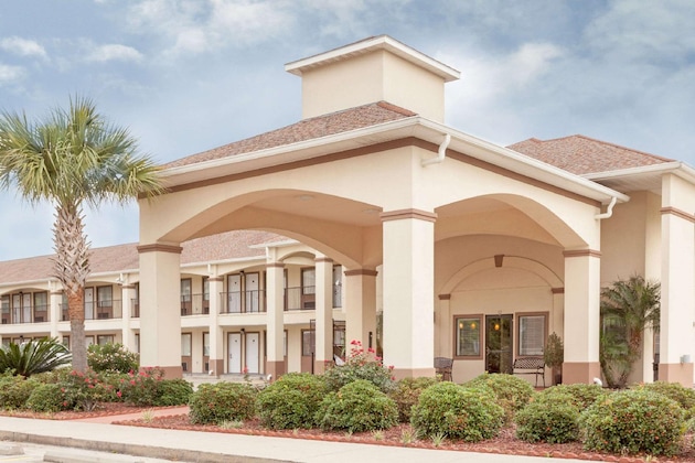 Gallery - Howard Johnson By Wyndham Lafayette
