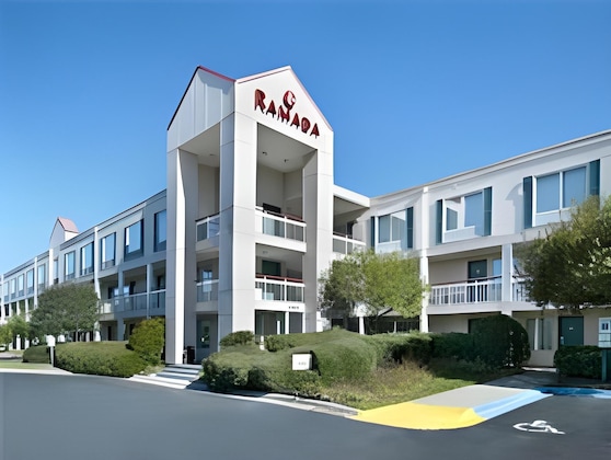 Gallery - Clarion Pointe