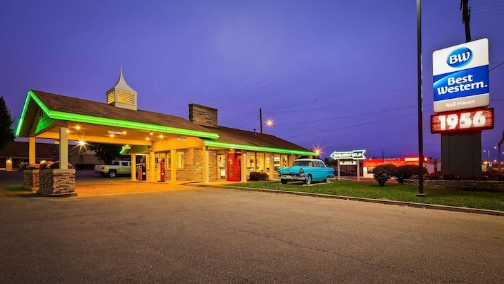 Gallery - Best Western Route 66 Rail Haven