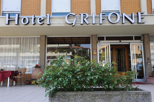 Gallery - Grifone Hotel Ristorante