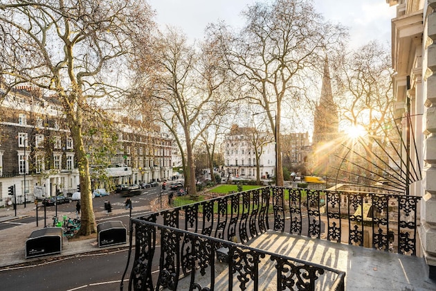 Gallery - Lancaster Court Hotel