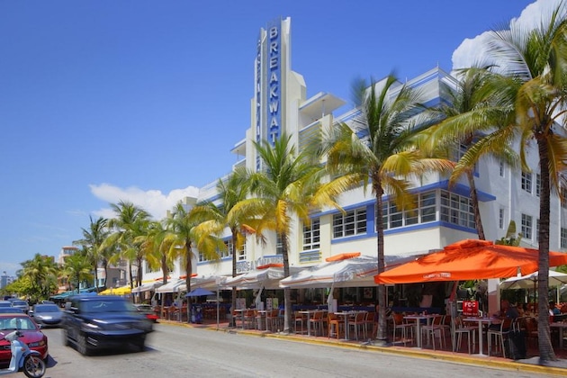 Gallery - Hotel Breakwater South Beach