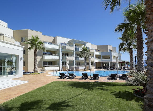 Gallery - Molos Bay Hotel