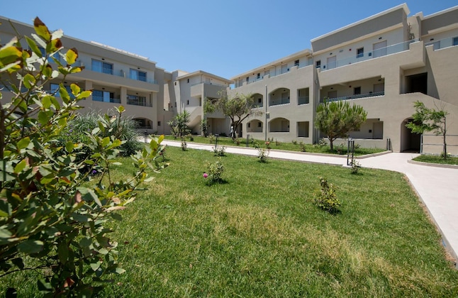 Gallery - Vantaris Luxury Beach Resort