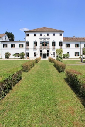 Gallery - Villa Marcello Giustinian