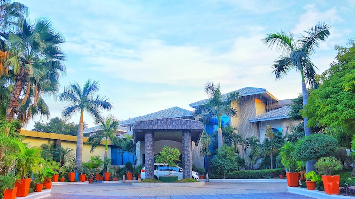 Gallery - Dee Marks Hotel & Resorts