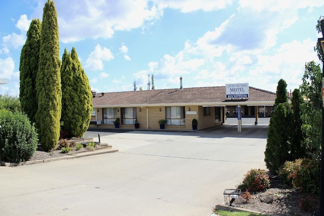 Gallery - Top Of The Town Motel