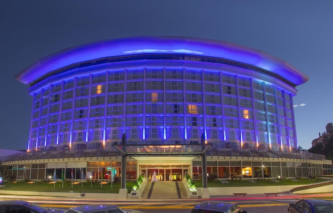 Gallery - Howard Johnson By Wyndham Plaza Hotel Mayorazgo