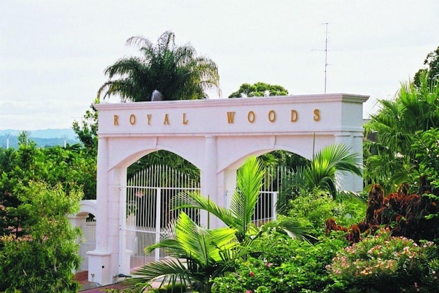 Gallery - Royal Woods Resort