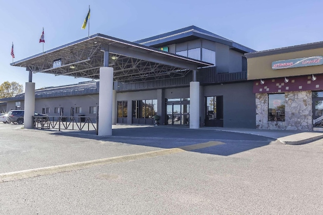 Gallery - Quality Inn & Suites Saskatoon