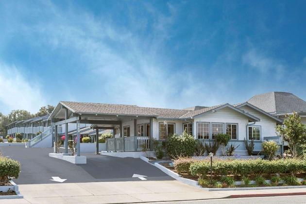 Gallery - Ramada By Wyndham Monterey