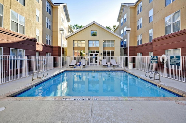 Gallery - Homewood Suites By Hilton Phoenix-Biltmore