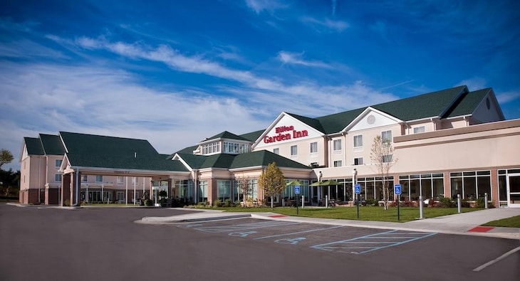 Gallery - Hilton Garden Inn St. Louis Airport