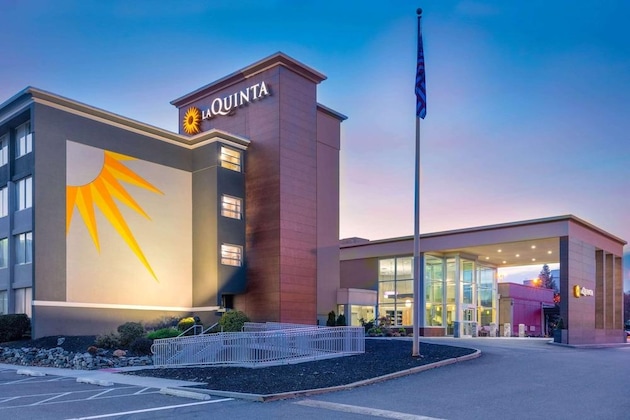 Gallery - La Quinta Inn & Suites By Wyndham Clifton Rutherford