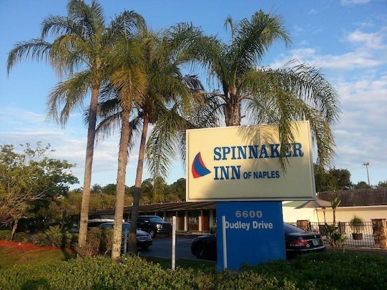 Gallery - Spinnaker Inn Of Naples