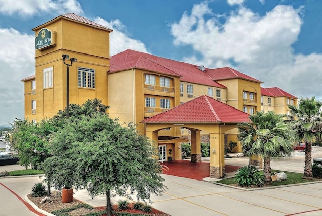 Gallery - La Quinta Inn & Suites by Wyndham San Antonio N Stone Oak