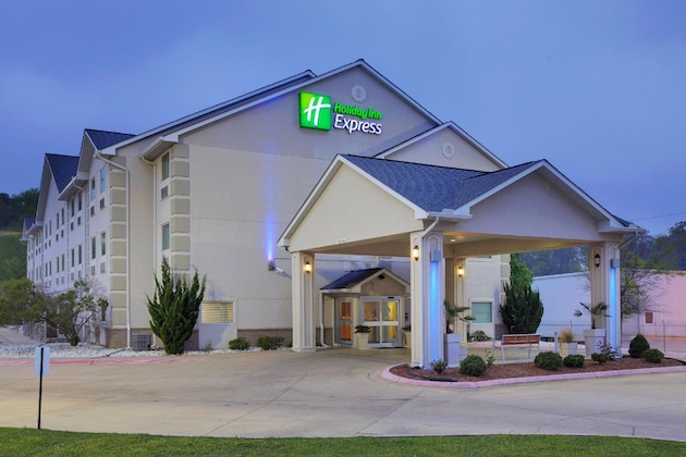 Gallery - Holiday Inn Express Hotel & Suites By Ihg
