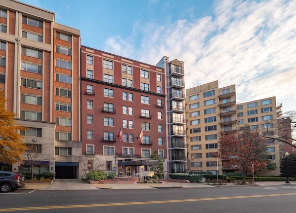 Gallery - West End Washington Dc, Tapestry Collection By Hilton
